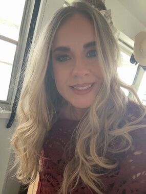 Meet your Posher, Candace
